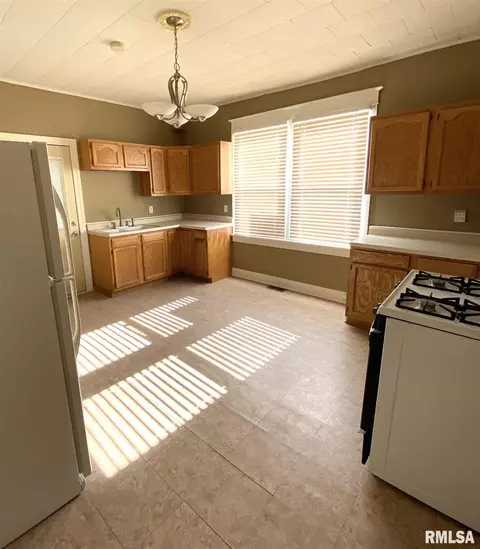 1800 N 9th St, Springfield, IL 62702 photo 9