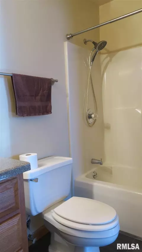1805 Scarbrough Rd, Springfield, IL 62702 photo 26