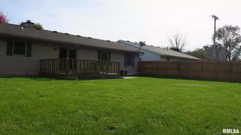 1805 Scarbrough Rd, Springfield, IL 62702 photo 32