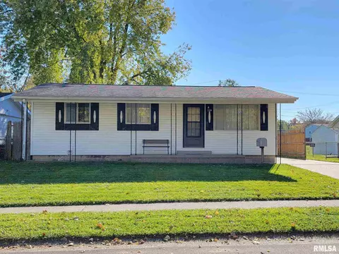 2204 Ramsey Ave, Springfield, IL 62702 photo 1