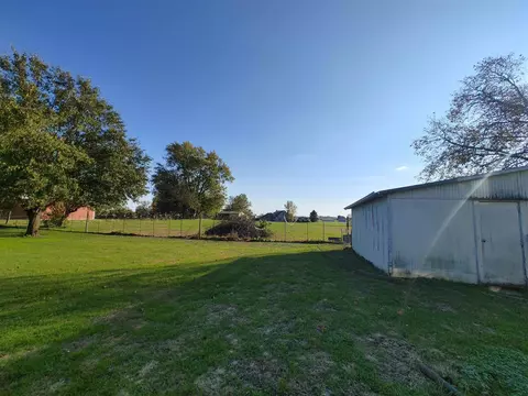 1313 Berwick Rd, Berwick, IL 61417 photo 20