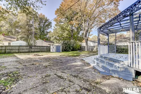 2100 E Buchanan St, Springfield, IL 62703 photo 16