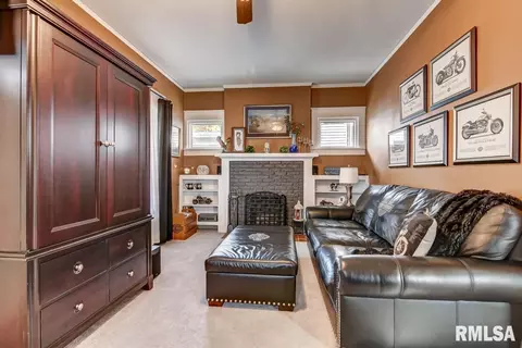2072 S 4th St, Springfield, IL 62703 photo 7