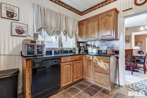 2072 S 4th St, Springfield, IL 62703 photo 18