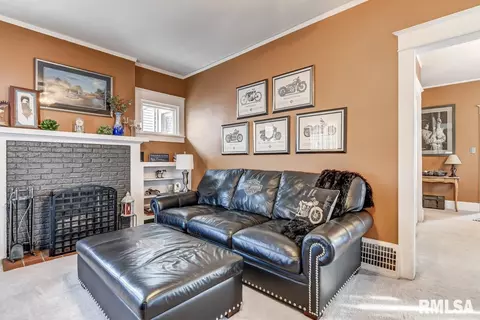 2072 S 4th St, Springfield, IL 62703 photo 8