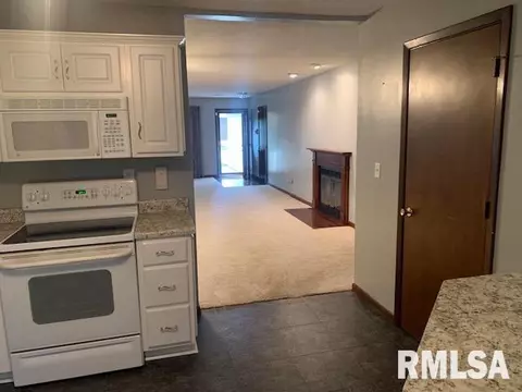 115 Astoria Rd, Springfield, IL 62704 photo 6