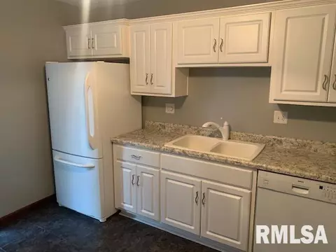 115 Astoria Rd, Springfield, IL 62704 photo 4