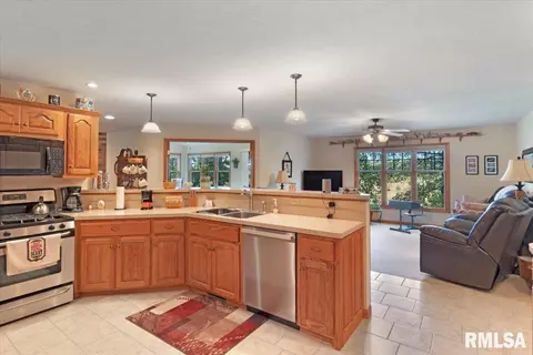 849 Chukker Ln, Springfield, IL 62712 photo 7
