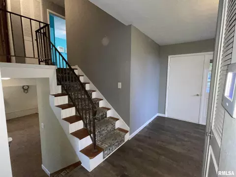 2916 Arlington Dr, Springfield, IL 62704 photo 15