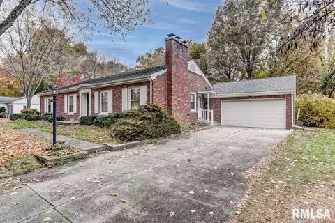 2043 Huntleigh Rd, Springfield, IL 62704 photo 2