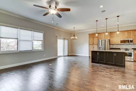 3961 Cornerstone Cir, Springfield, IL 62711 photo 4