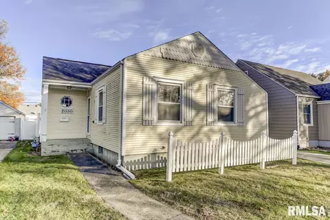 2020 N 6th St, Springfield, IL 62702 photo 4