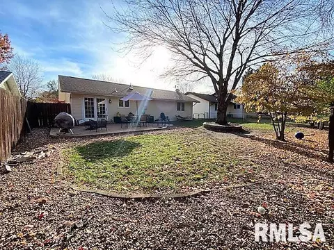 81 Mccarthy Dr, Springfield, IL 62702 photo 24