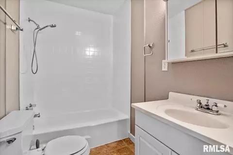 507 N Stephens Ave, Springfield, IL 62702 photo 18