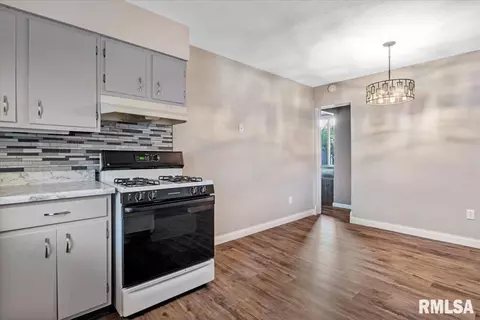 507 N Stephens Ave, Springfield, IL 62702 photo 11