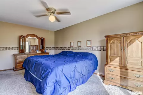 2204 Cloverfield Ln, Springfield, IL 62711 photo 22