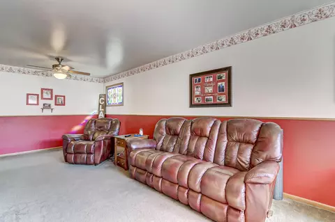 2204 Cloverfield Ln, Springfield, IL 62711 photo 5