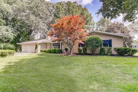 3 Nightingale Dr, Springfield, IL 62707 photo 3