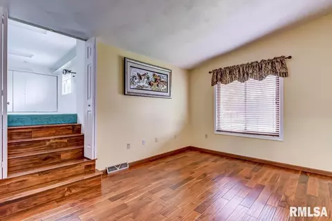 2521 Charlack Ave, Springfield, IL 62704 photo 7