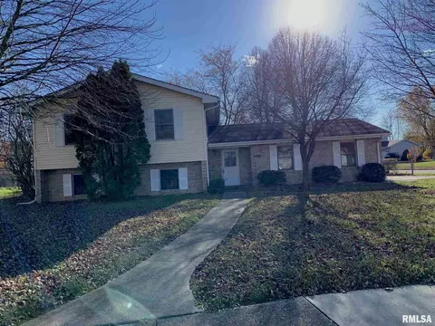2400 Mayfair Rd, Springfield, IL 62703 photo 2