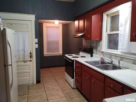 628 W Canedy St, Springfield, IL 62703 photo 6