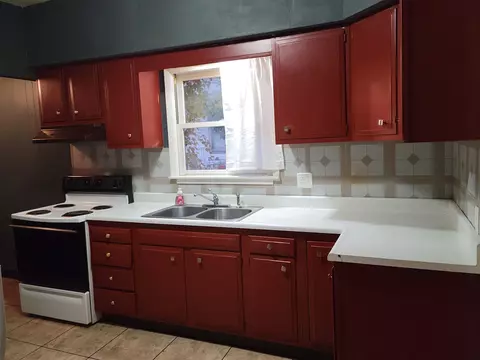 628 W Canedy St, Springfield, IL 62703 photo 5