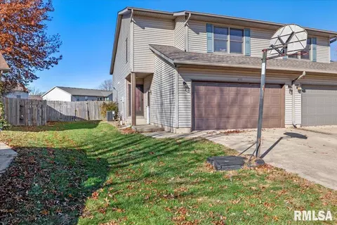 6303 Brent Dr, Springfield, IL 62712 photo 2