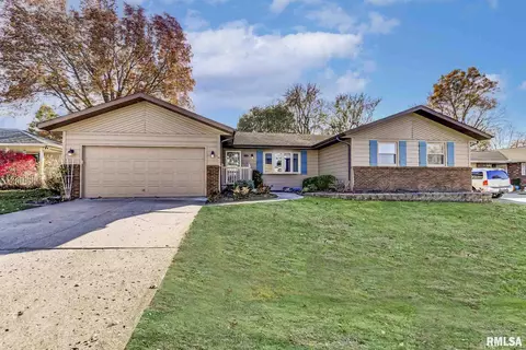 118 White Pine Dr, Springfield, IL 62712 photo 1