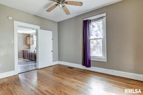 1114 Enos St, Springfield, IL 62702 photo 18