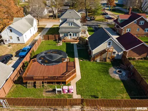 107 N Albert St, Chestnut, IL 62518 photo 37