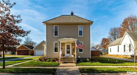 107 N Albert St, Chestnut, IL 62518 photo 6
