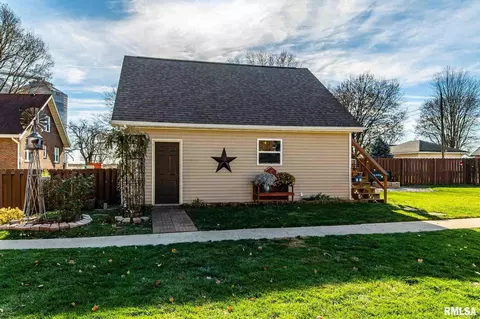 107 N Albert St, Chestnut, IL 62518 photo 33