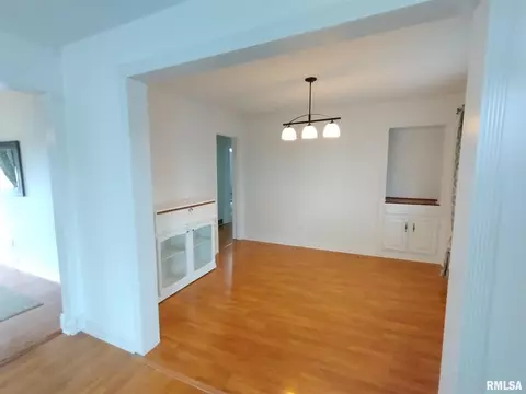 18 Radcliff Rd, Springfield, IL 62703 photo 3