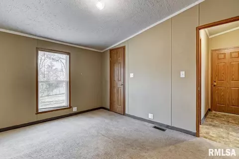 2237 N 3rd St, Springfield, IL 62702 photo 24