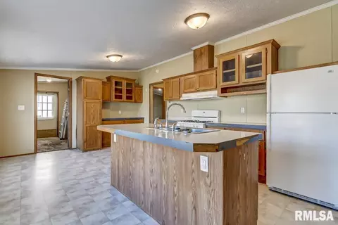 2237 N 3rd St, Springfield, IL 62702 photo 14