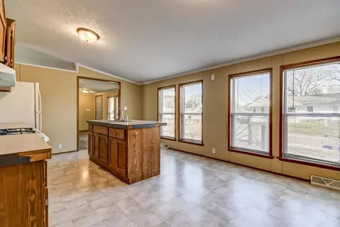 2237 N 3rd St, Springfield, IL 62702 photo 10