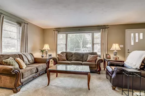 2208 Blackhawk Ave, Springfield, IL 62702 photo 9