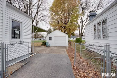 2904 S 3rd St, Springfield, IL 62703 photo 23