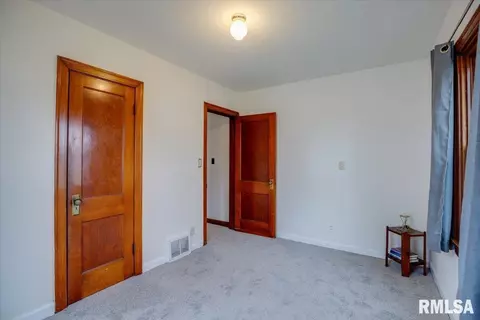 2904 S 3rd St, Springfield, IL 62703 photo 14