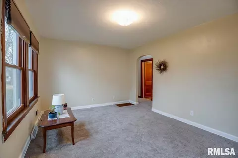 2904 S 3rd St, Springfield, IL 62703 photo 6