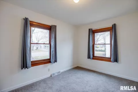 2904 S 3rd St, Springfield, IL 62703 photo 13