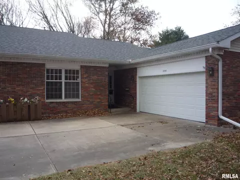 1840 Cherry Rd, Springfield, IL 62704 photo 1