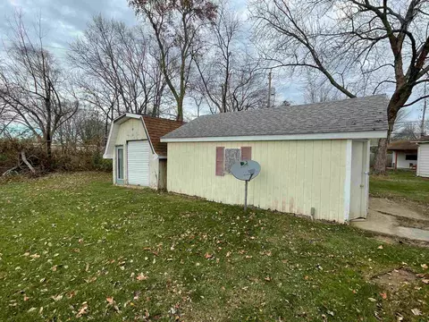 19 Lilac Ln, Springfield, IL 62702 photo 8