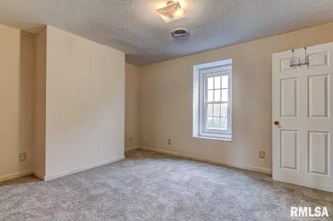 889 Riddle Hill Rd, Springfield, IL 62707 photo 39