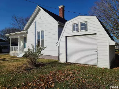 201 N Main St, Virginia, IL 62691 photo 14
