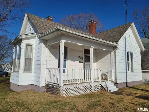 201 N Main St, Virginia, IL 62691 photo 1