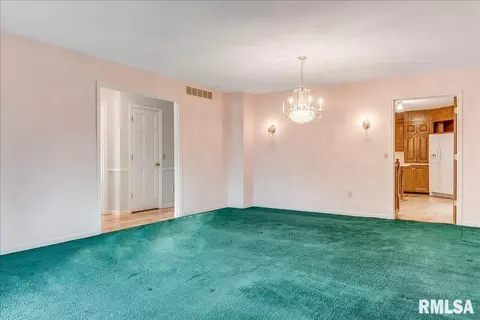 25 Burning Tree Dr, Chatham, IL 62629 photo 5