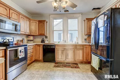 1929 N 7th St, Springfield, IL 62702 photo 8