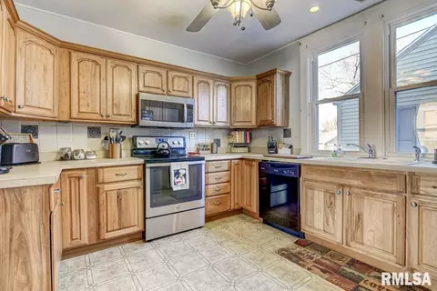 1929 N 7th St, Springfield, IL 62702 photo 9