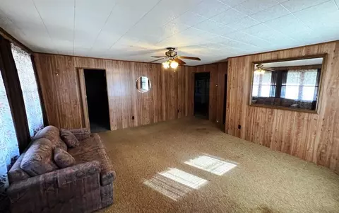 405 N Oak St, Bath, IL 62617 photo 4